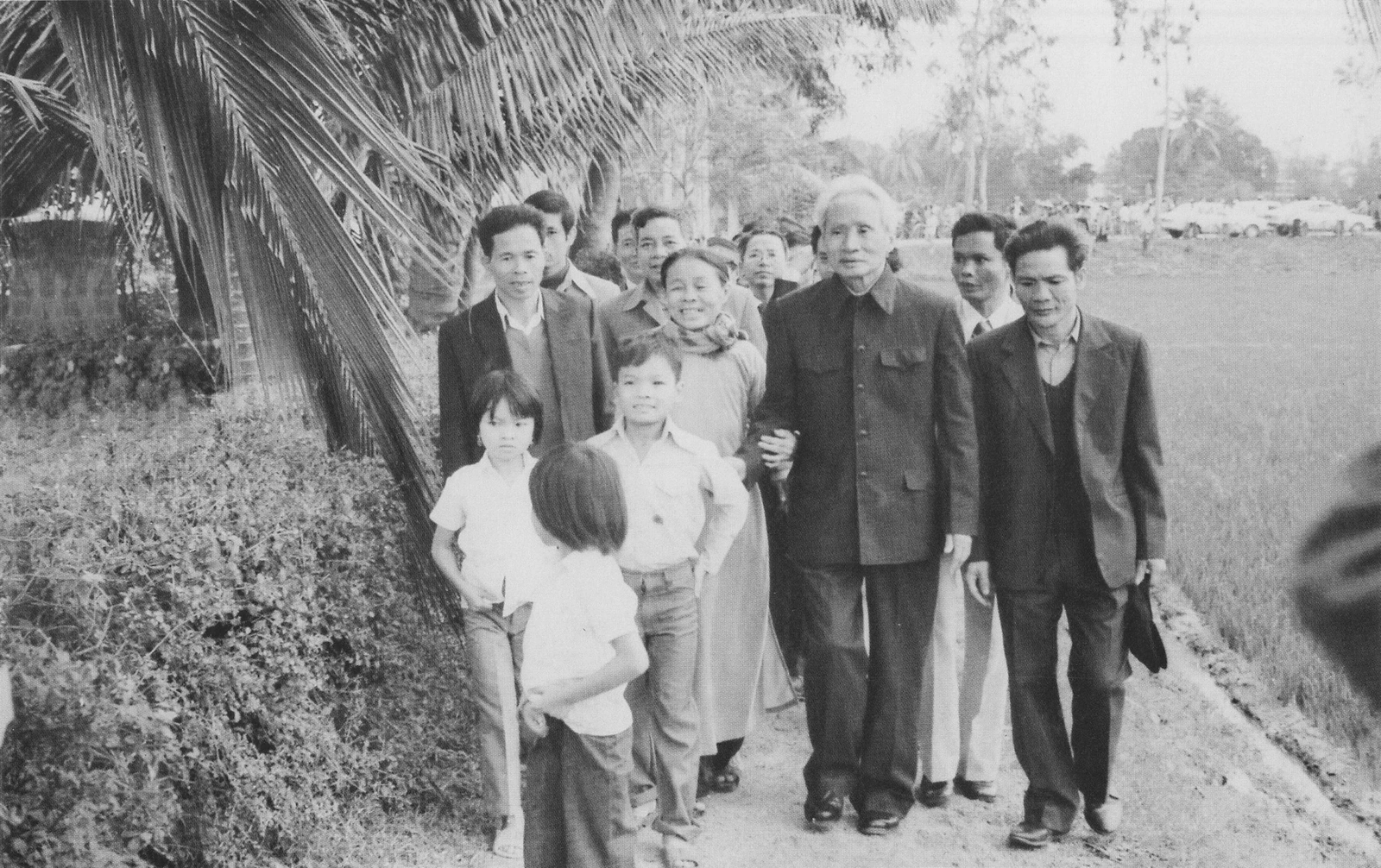 [E-Magazine] Thủ tướng Phạm Văn Đồng: Người chiến sĩ cộng sản kiên trung, nhà lãnh đạo kiệt xuất