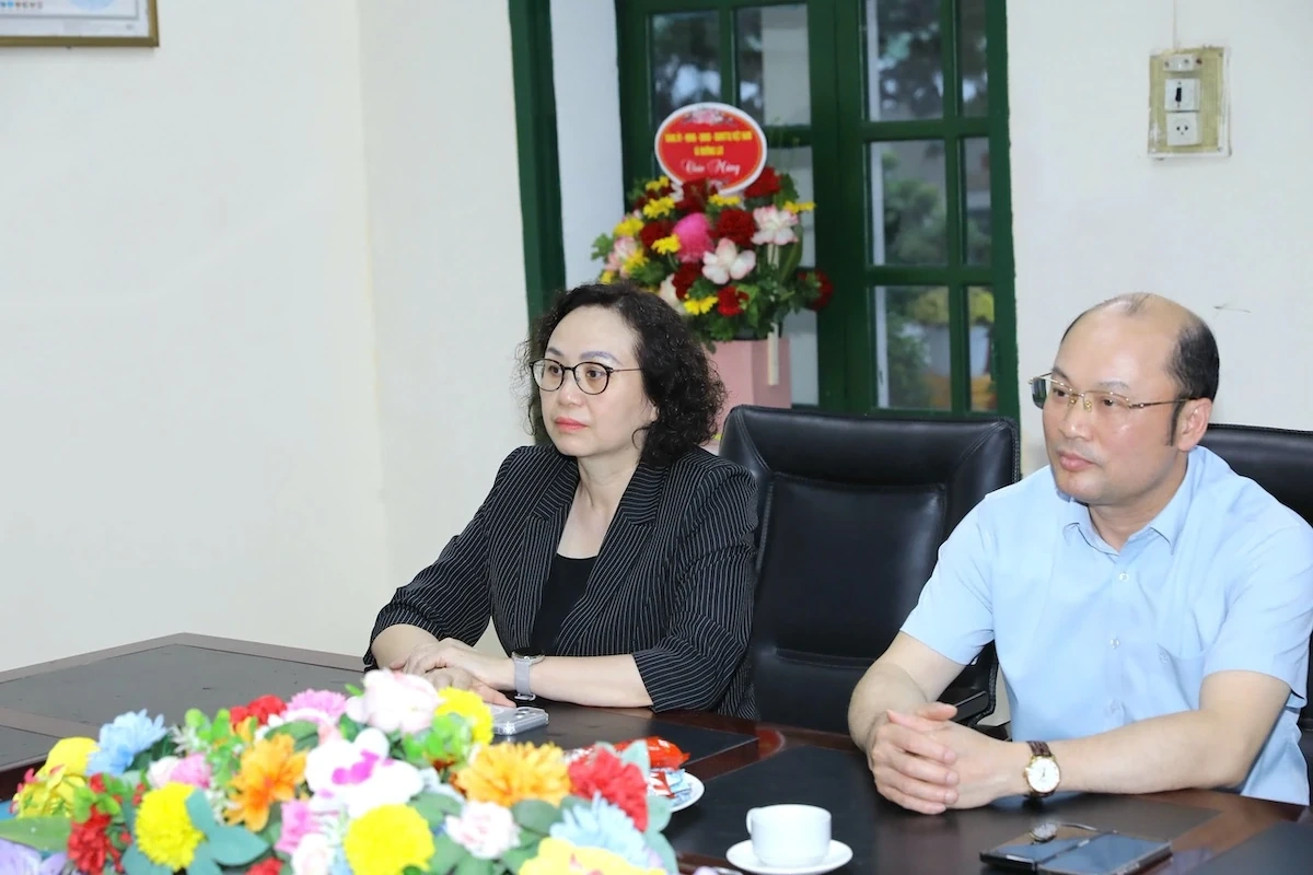 Bí thư Tỉnh ủy Nguyễn Doãn Anh thăm cán bộ, chiến sĩ Đồn Biên phòng Cửa khẩu Tén Tằn