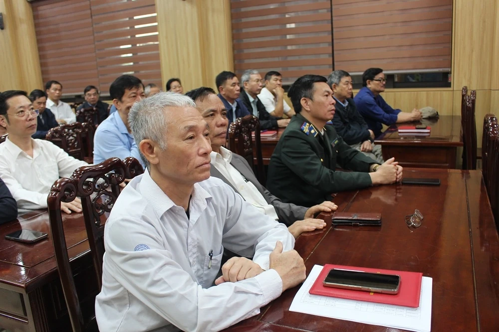 Ứng cử viên ĐBQH khoá XVI tiếp xúc cử tri, vận động bầu cử tại đơn vị bầu cử số 2