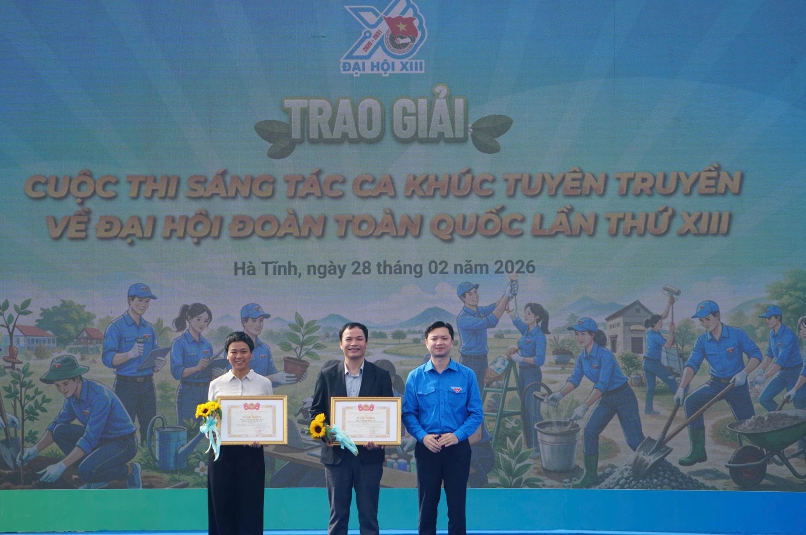 ‘Áo xanh gọi tương lai’ là ca khúc chính thức của Đại hội Đoàn TNCS Hồ Chí Minh lần thứ XIII, nhiệm kỳ 2026 -2031