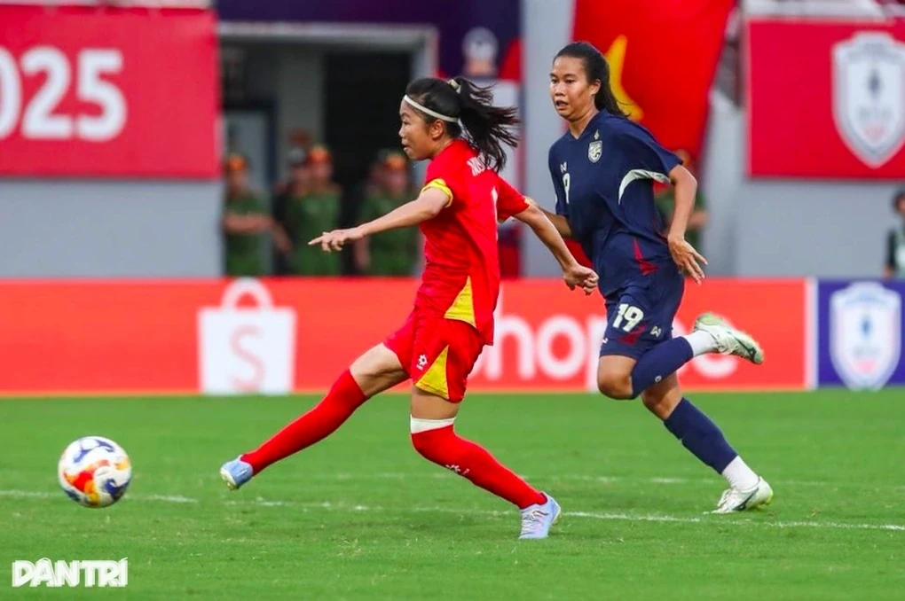 Tuyển Việt Nam chốt lịch đá giao hữu với Bangladesh; Champions League Xác định 16 anh tài