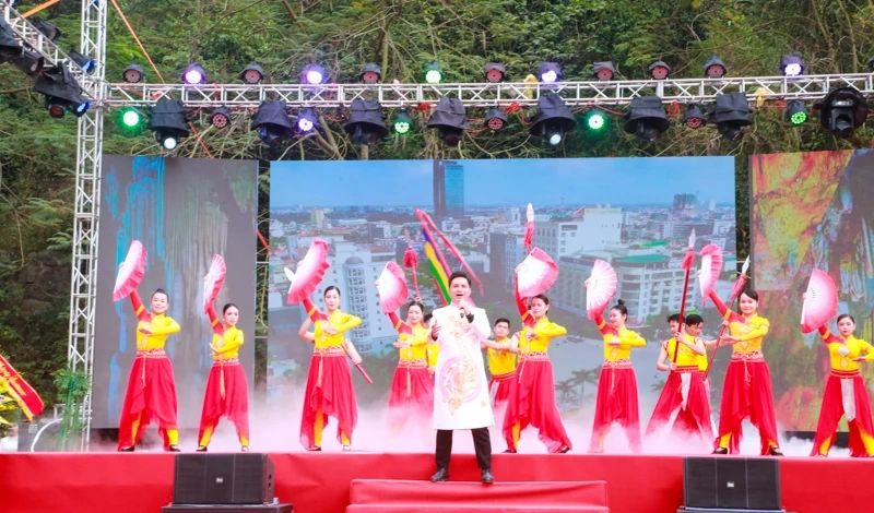 Tưng bừng Lễ hội Từ Thức năm 2026