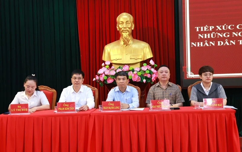 Các ứng cử viên đại biểu HĐND tỉnh tiếp xúc cử tri tại đơn vị bầu cử số 22