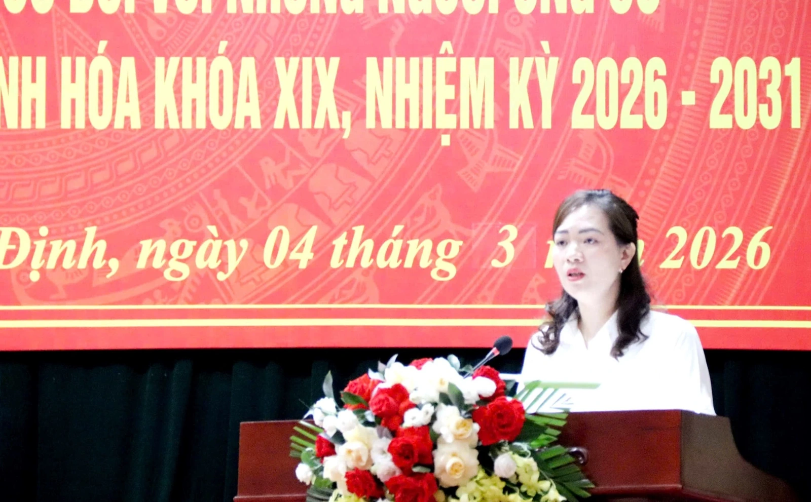 Ứng cử viên đại biểu HĐND tỉnh tiếp xúc cử tri thuộc đơn vị bầu cử số 15