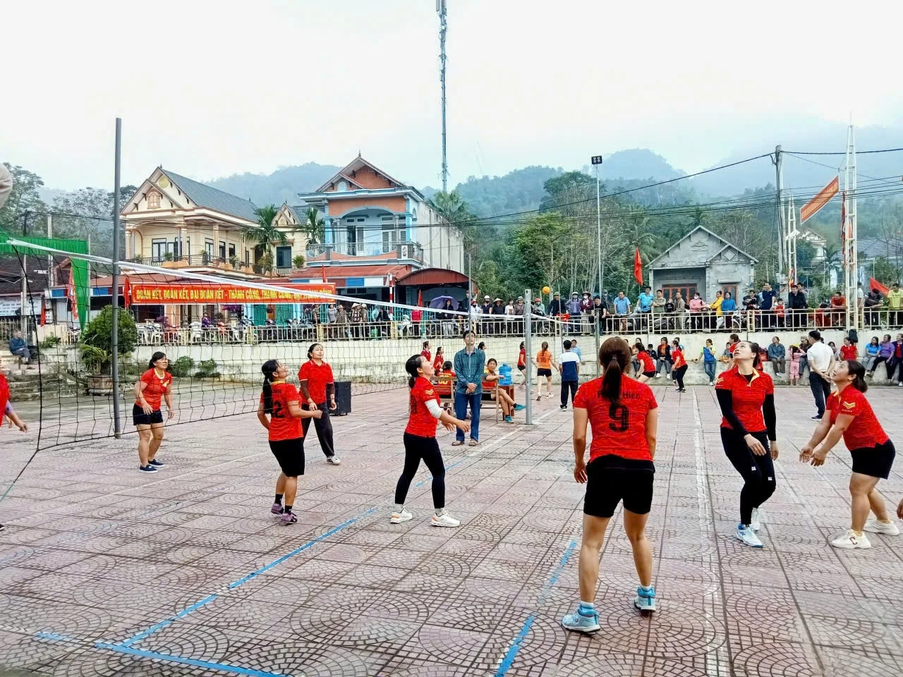 Sôi nổi các hoạt động kỷ niệm Ngày Quốc tế Phụ nữ 8/3