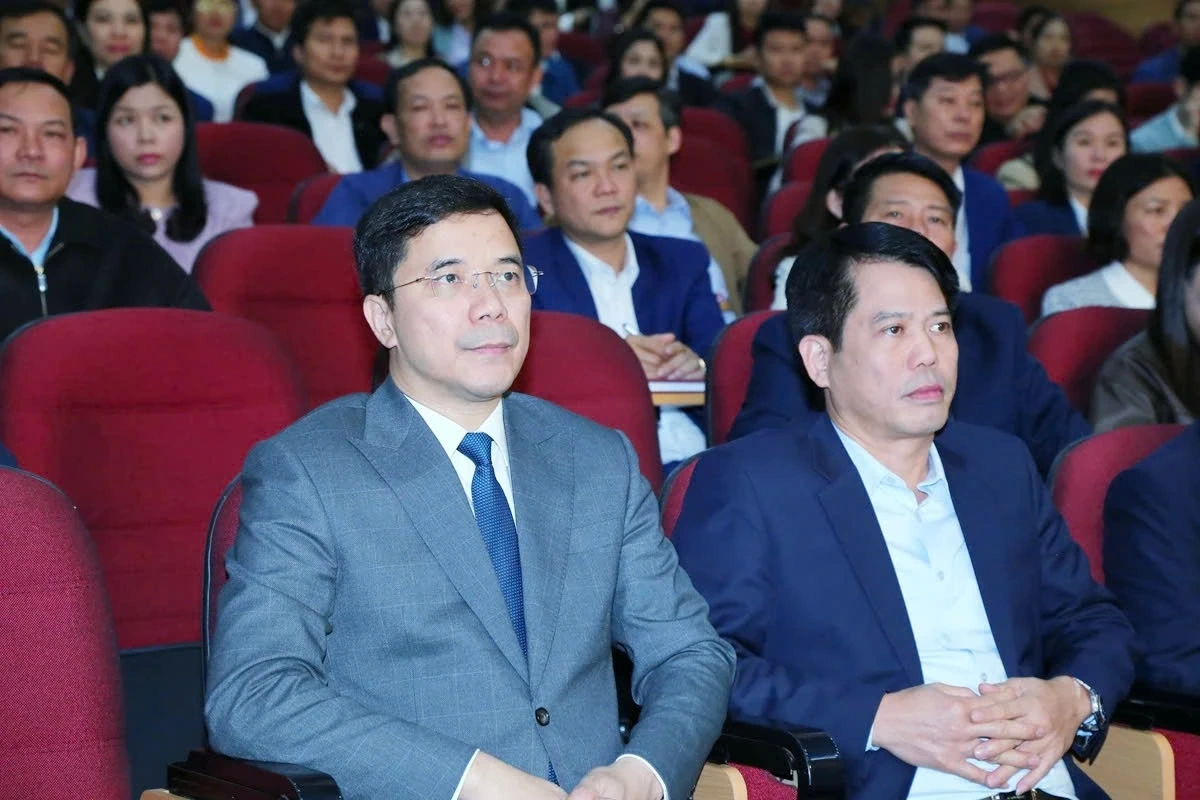 Tích cực lan tỏa những hình ảnh đẹp, đấu tranh, phản bác thông tin sai sự thật, xấu độc