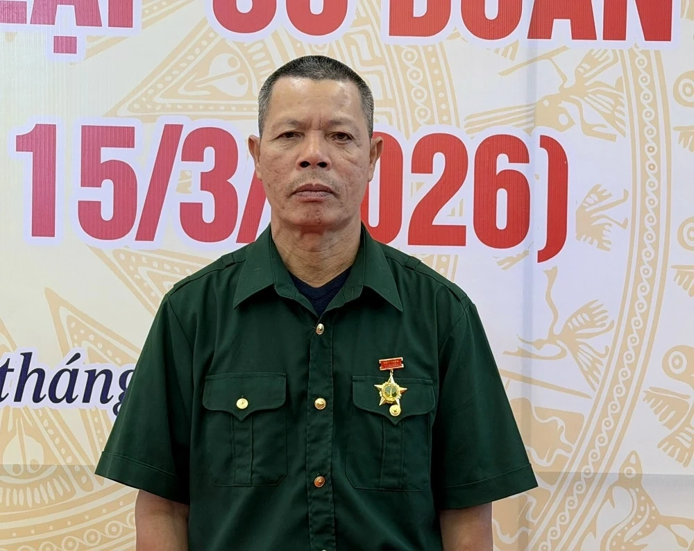 Giữ vững cam kết luôn sâu sát và gần dân để hiểu dân