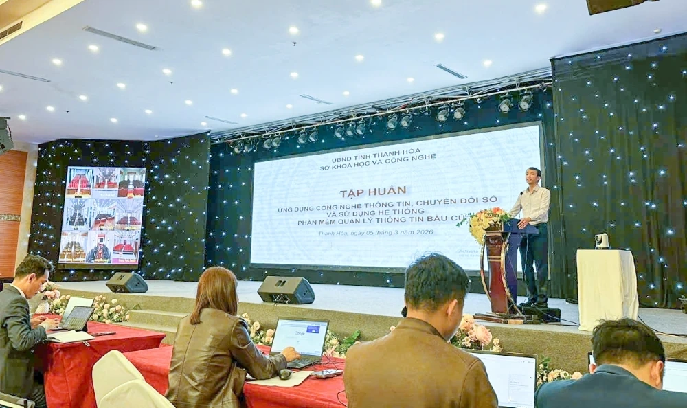 Tập huấn ứng dụng công nghệ thông tin, chuyển đổi số và sử dụng Hệ thống phần mềm Quản lý thông tin bầu cử