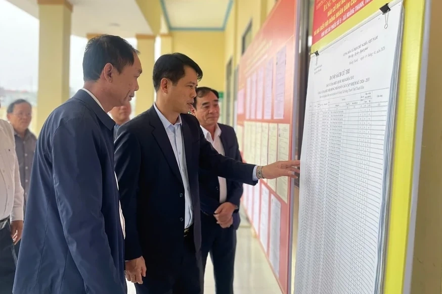 Giám sát việc lãnh đạo, chỉ đạo, tổ chức thực hiện công tác chuẩn bị bầu cử tại các xã Hoằng Thanh, Hoằng Giang