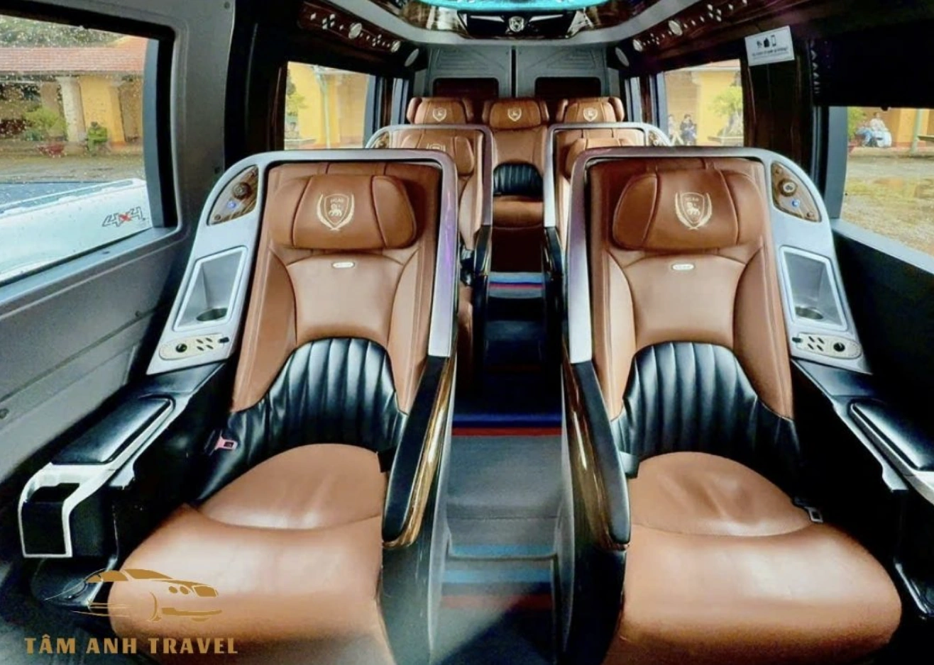 Du lịch hè Đà Lạt: Thuê xe riêng hay đi tour cho chuyến đi cùng gia đình?