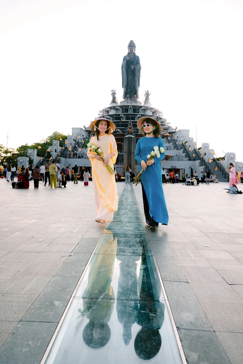 5 tọa độ check-in siêu đẹp trên đỉnh núi Bà Đen cho chị em dịp 8/3