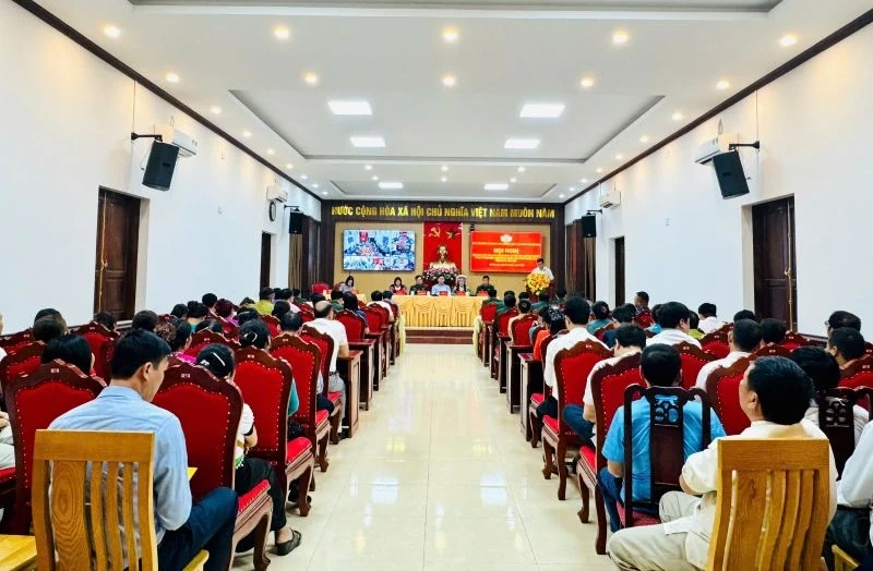 Các ứng cử viên đại biểu HĐND tỉnh tiếp xúc cử tri, vận động bầu cử tại đơn vị bầu cử số 1