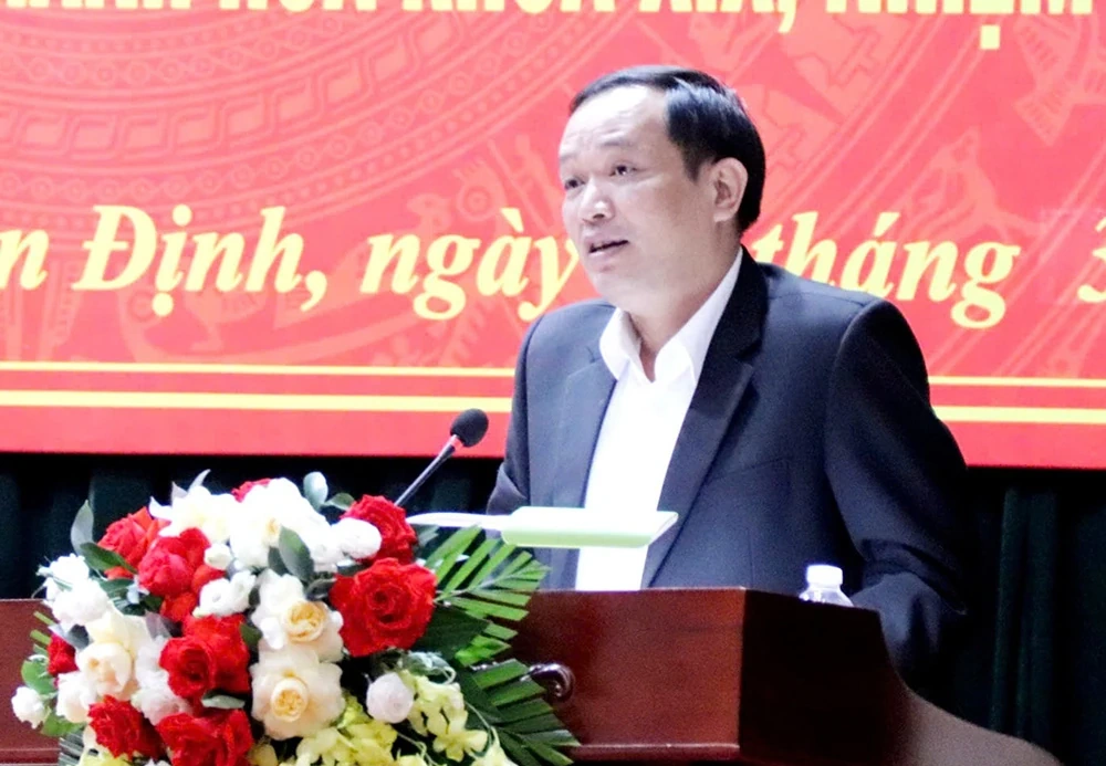 Ứng cử viên đại biểu HĐND tỉnh tiếp xúc cử tri thuộc đơn vị bầu cử số 15