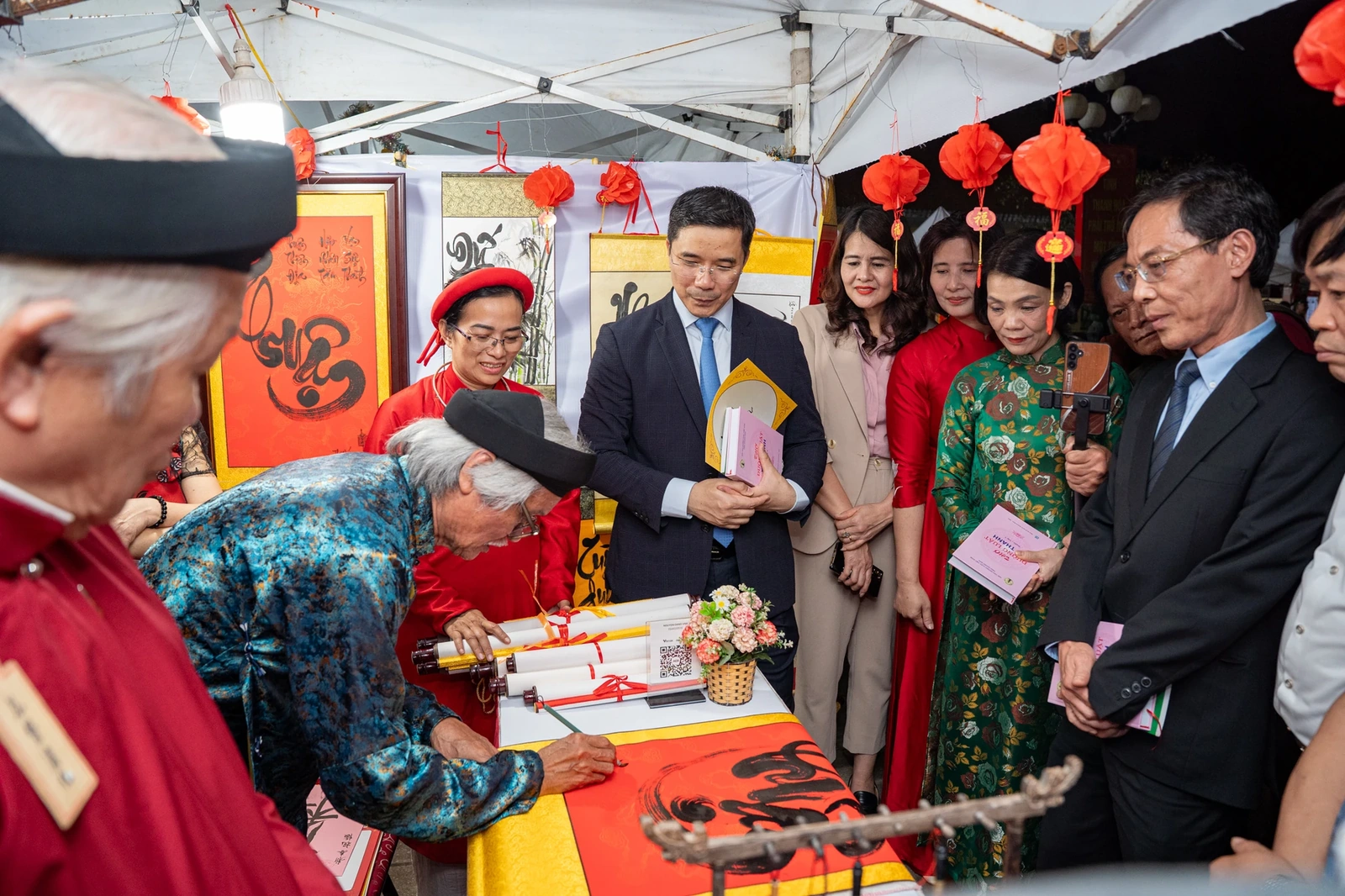 Ngày thơ Việt Nam lần thứ 24 tại Thanh Hóa: “Trước biển lớn. Xứ Thanh - Cội nguồn và khát vọng”