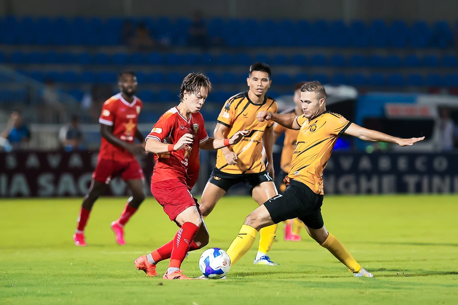 Đông Á Thanh Hóa vs Hồng Lĩnh Hà Tĩnh: Quyết phá dớp sân nhà