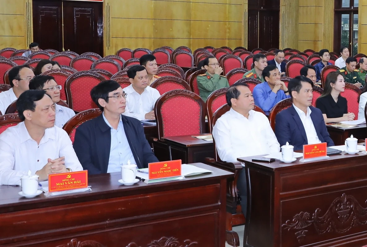 Hội nghị trực tuyến toàn tỉnh vận hành mẫu quy trình bỏ phiếu bầu cử đại biểu Quốc hội khóa XVI và HĐND các cấp nhiệm kỳ 2026-2031