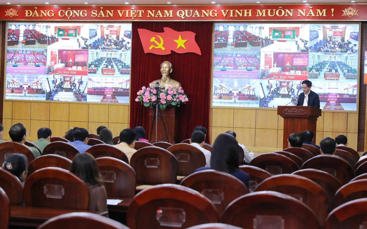 Hội nghị trực tuyến toàn tỉnh vận hành mẫu quy trình bỏ phiếu bầu cử đại biểu Quốc hội khóa XVI và HĐND các cấp nhiệm kỳ 2026-2031