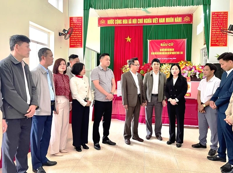 Chủ nhiệm Ủy ban Kiểm tra Tỉnh ủy Phạm Thị Thanh Thủy kiểm tra công tác chuẩn bị bầu cử