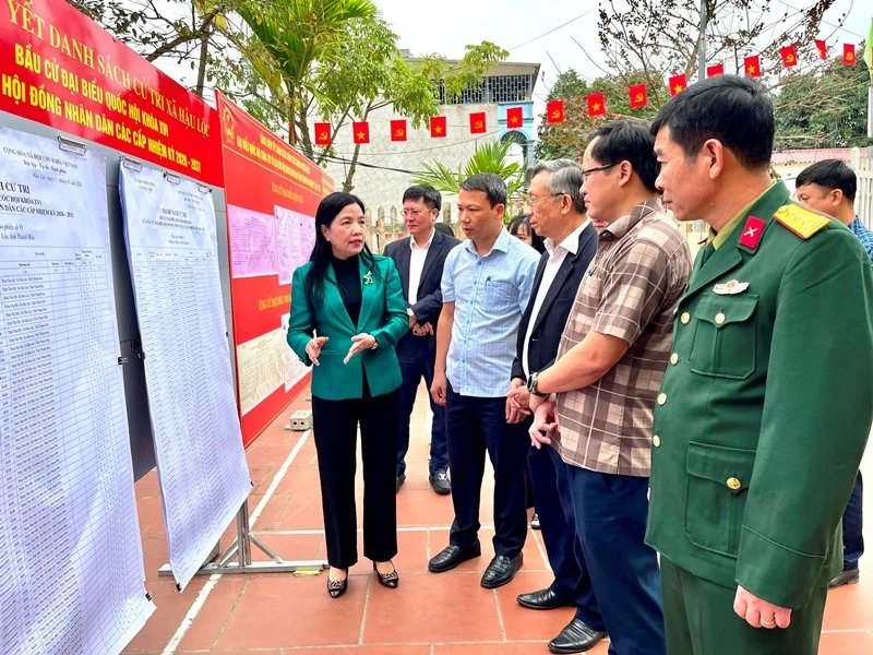 Chủ nhiệm Ủy ban Kiểm tra Tỉnh ủy Phạm Thị Thanh Thủy kiểm tra công tác chuẩn bị bầu cử