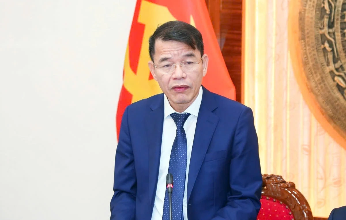 Đẩy mạnh ứng dụng công nghệ số, dữ liệu số trong công tác lãnh đạo, chỉ đạo, điều hành