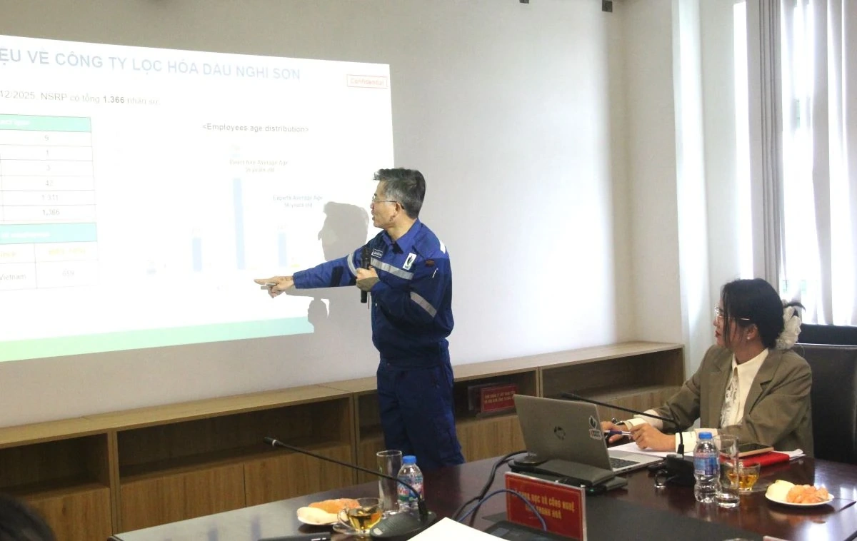 Đoàn công tác Ban Tuyên giáo và Dân vận Trung ương làm việc tại Công ty TNHH lọc hóa dầu Nghi Sơn