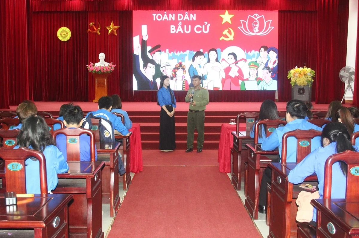 Phát huy vai trò của thanh niên trong đấu tranh phòng, chống thông tin xấu độc trên không gian mạng