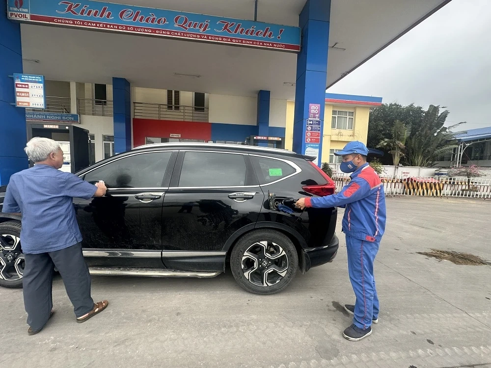 Triển khai nhiều giải pháp bảo đảm nguồn cung xăng dầu