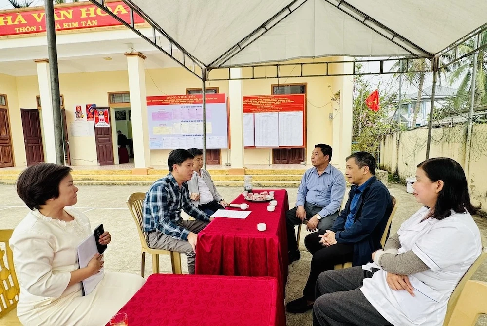 Giám sát công tác y tế phục vụ bầu cử tại một số địa phương trong tỉnh