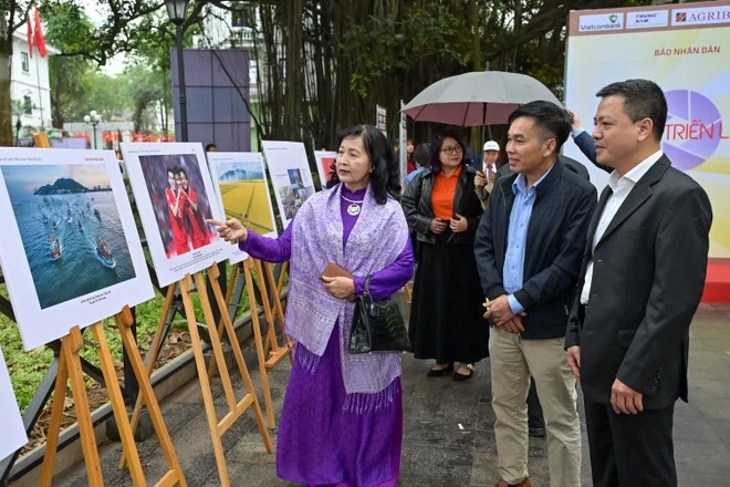 Cuộc thi Việt Nam trên hành trình đổi mới: Trao giải cho 22 tác phẩm xuất sắc