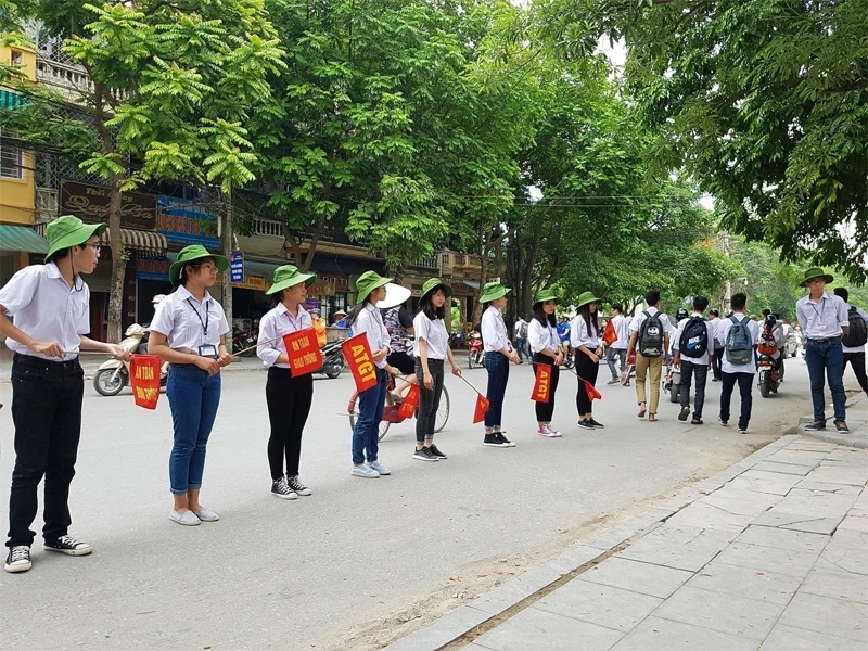 Cổng trường an toàn: Chuyện cũ chưa hạ nhiệt