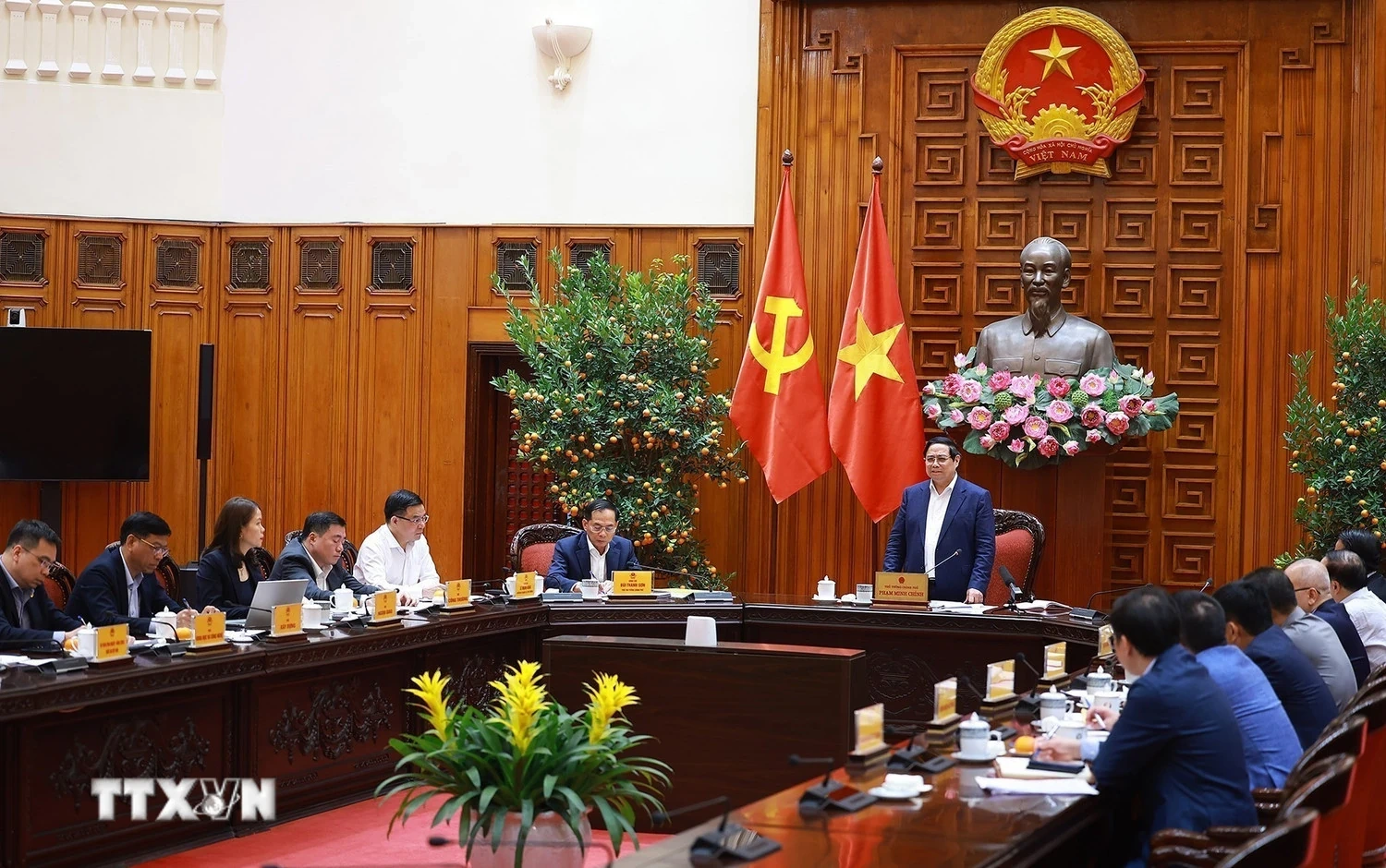 Thủ tướng: Không để xảy ra thiếu năng lượng trong bất kỳ hoàn cảnh nào