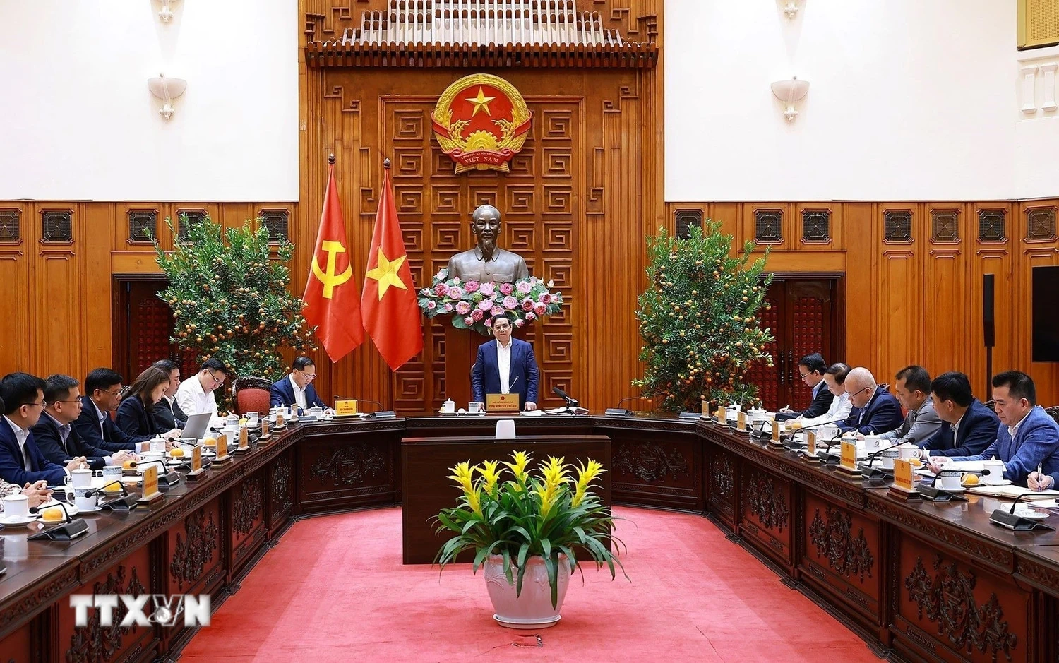 Thủ tướng: Không để xảy ra thiếu năng lượng trong bất kỳ hoàn cảnh nào