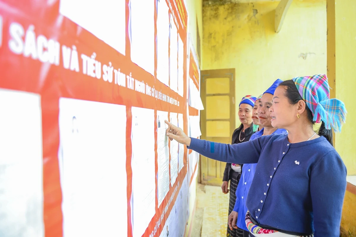 Thanh Hóa rực rỡ cờ hoa hướng về ngày hội lớn