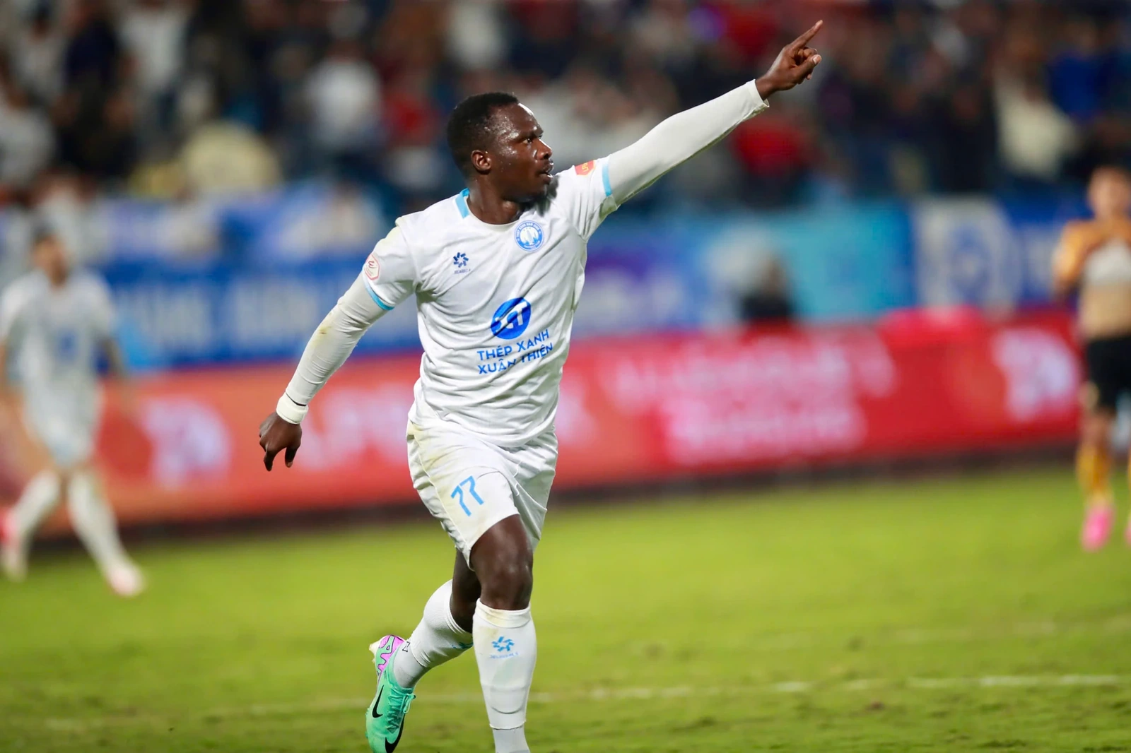 Đông Á Thanh Hóa trắng tay trên sân Thiên Trường