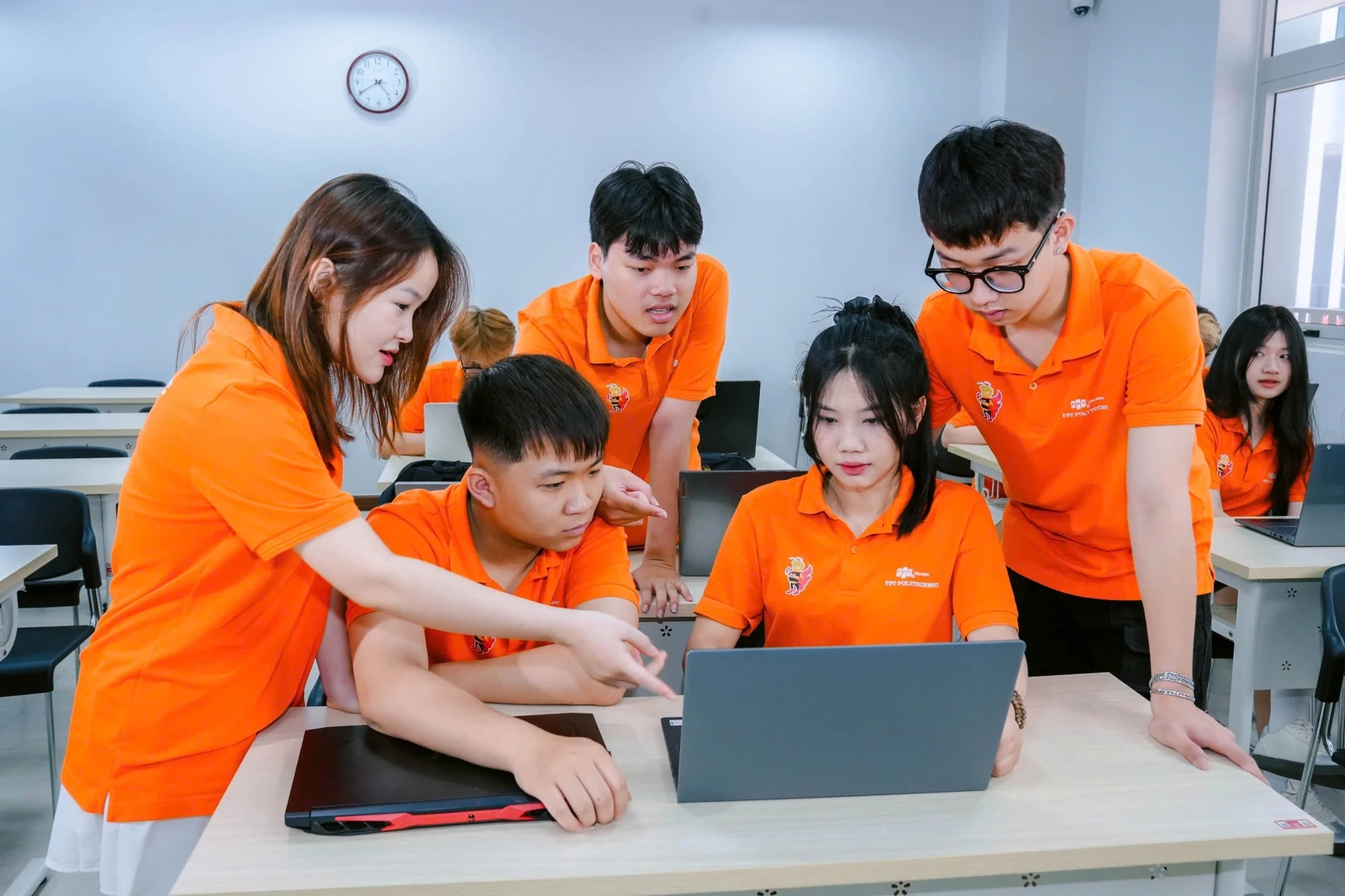 Khi trí tuệ nhân tạo trở thành “trợ giảng” trong lớp học ngoại ngữ