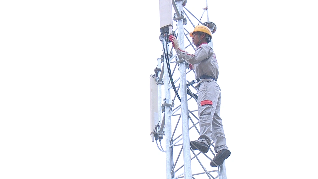 Sóng về bản - Cầu nối bầu cử