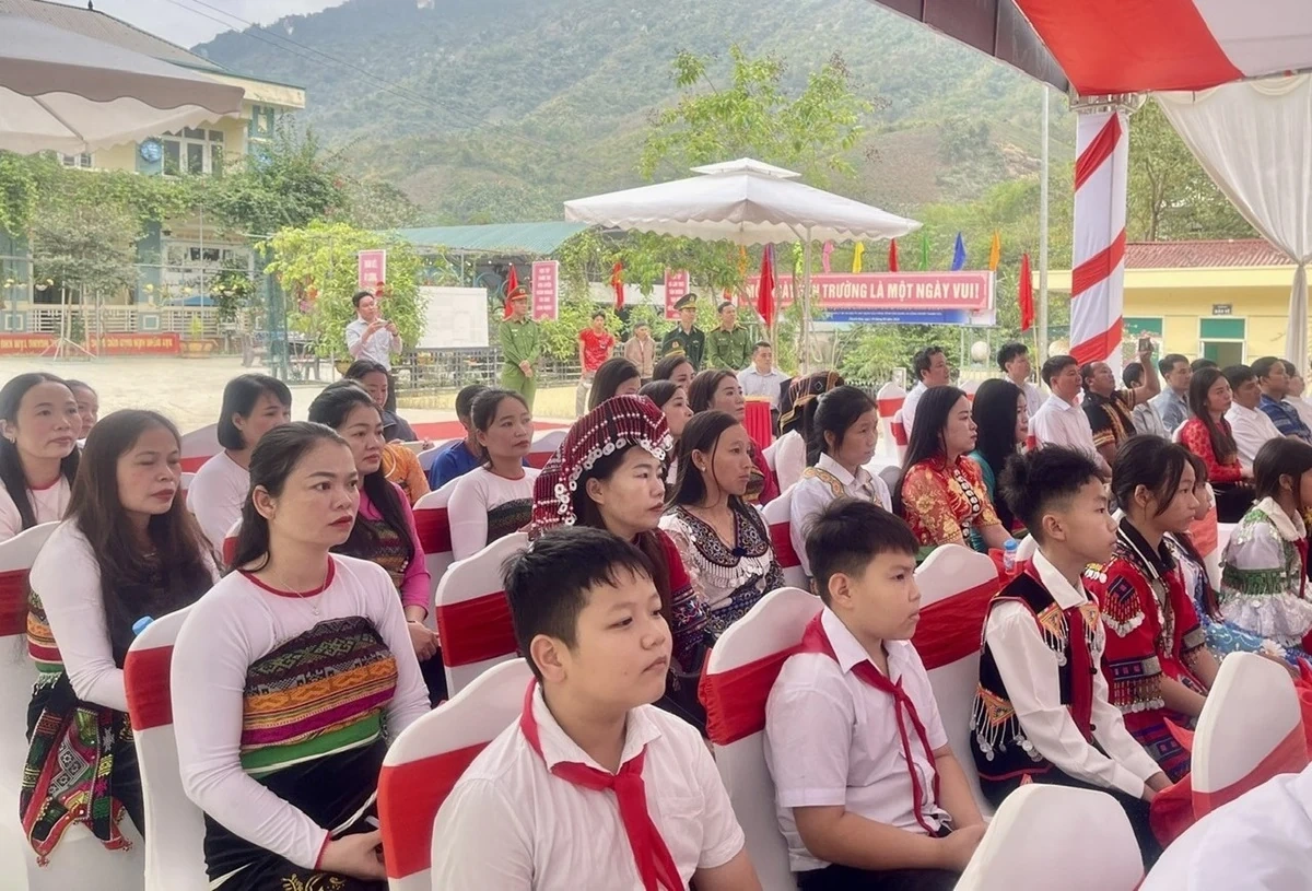 Thanh Hóa khởi công đồng loạt 10 trường phổ thông nội trú liên cấp tại các xã biên giới