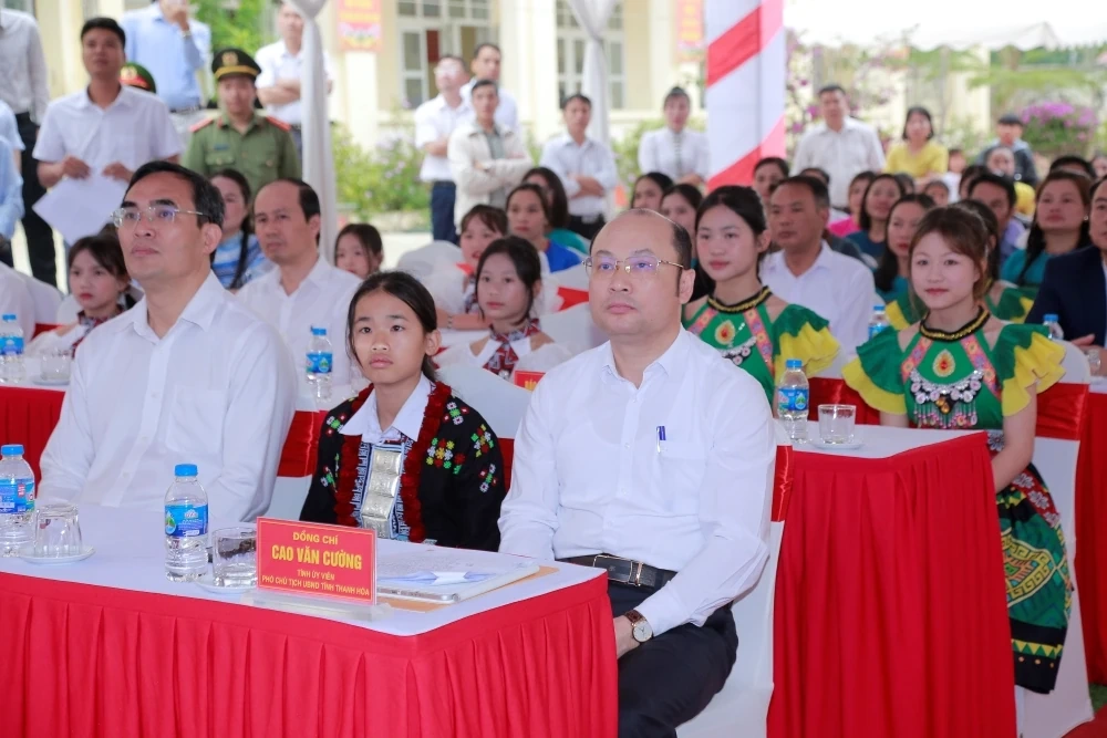 Thanh Hóa khởi công đồng loạt 10 trường phổ thông nội trú liên cấp tại các xã biên giới