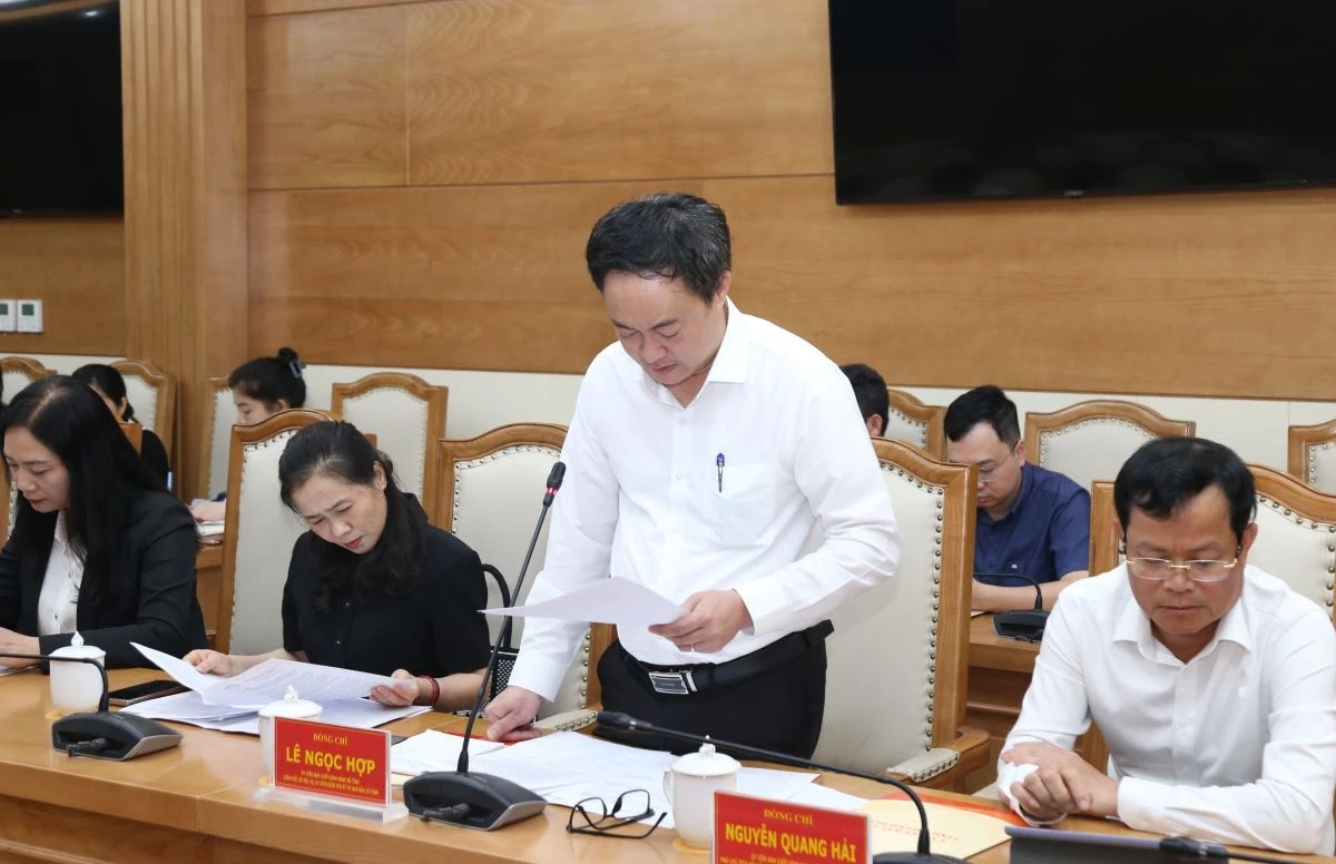 Thông qua biên bản xác định kết quả bầu cử ĐBQH khóa XVI và tổng kết bầu cử HĐND tỉnh khóa XIX