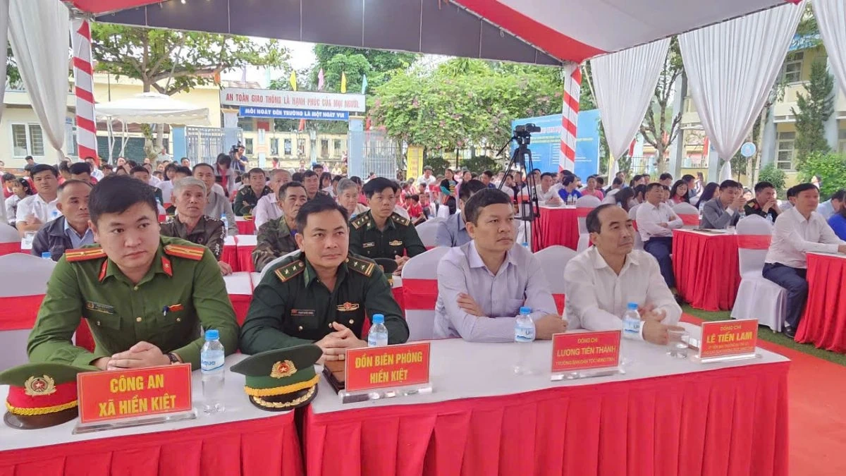 Thanh Hóa khởi công đồng loạt 10 trường phổ thông nội trú liên cấp tại các xã biên giới