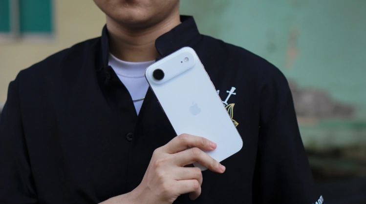 iPhone 16 cũ và iPhone Air cũ, mẫu nào xứng đáng nên mua?