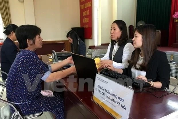 Bộ Nội vụ đề xuất 2 phương án tăng lương hưu, trợ cấp bảo hiểm xã hội từ 1/7