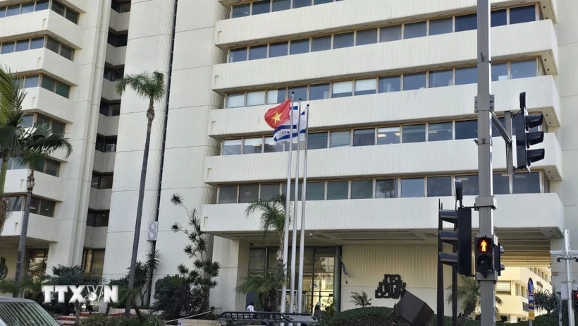 Xung đột tại Trung Đông: Đại sứ quán Việt Nam tại Israel phát cảnh báo cộng đồng