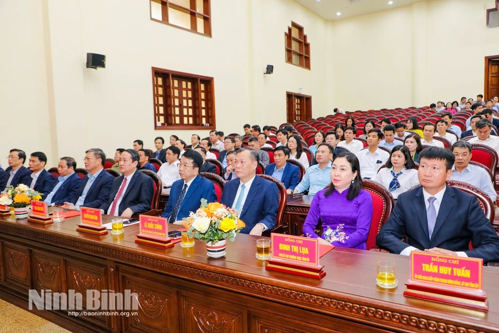 Đồng chí Trần Đăng Quỳnh được Bộ Chính trị chỉ định giữ chức Phó Bí thư Tỉnh ủy Ninh Bình