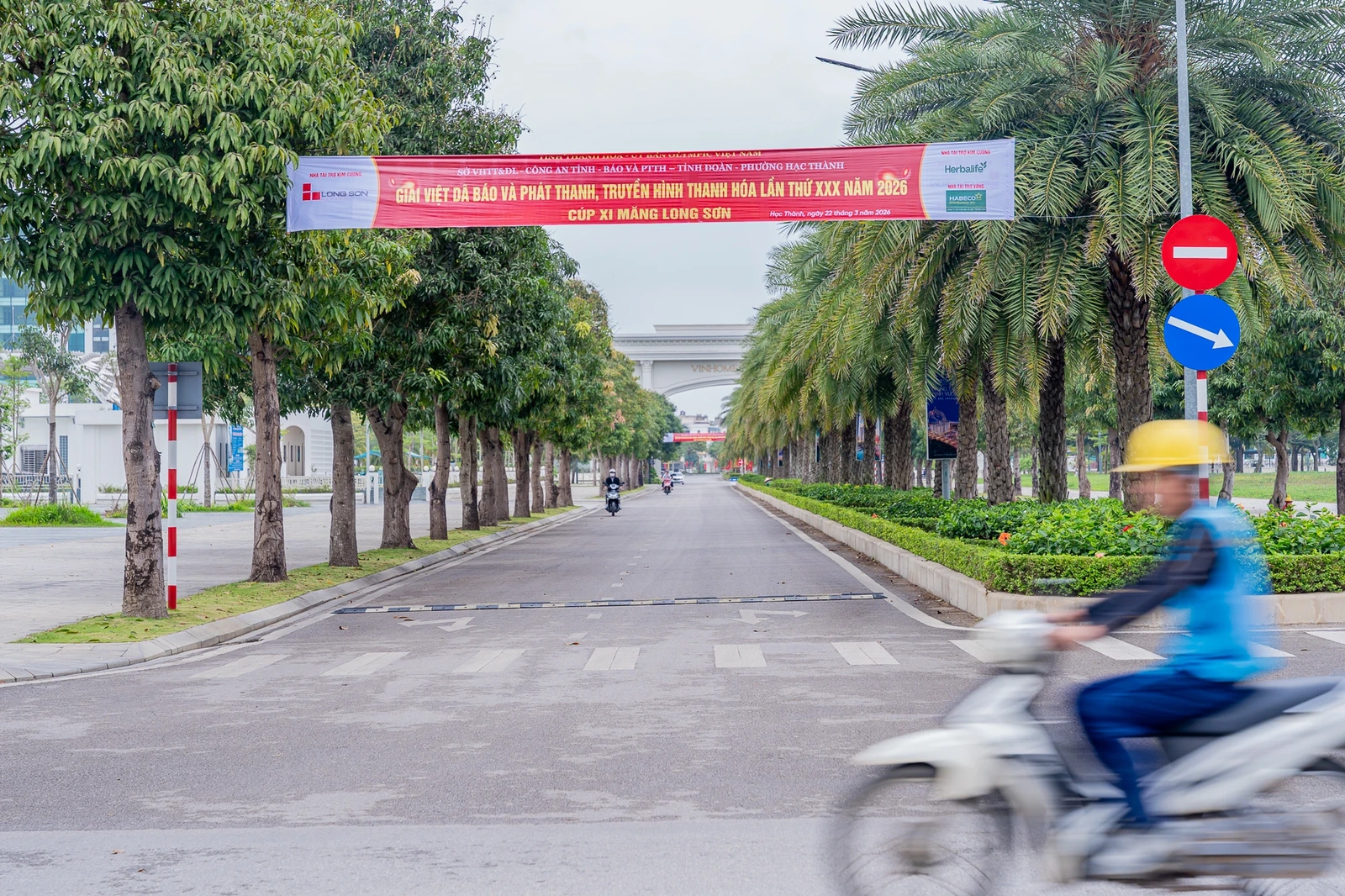 Phường Hạc Thành rực rỡ chào đón Giải Việt dã Báo và PTTH Thanh Hóa lần thứ XXX năm 2026 - Cúp Xi măng Long Sơn