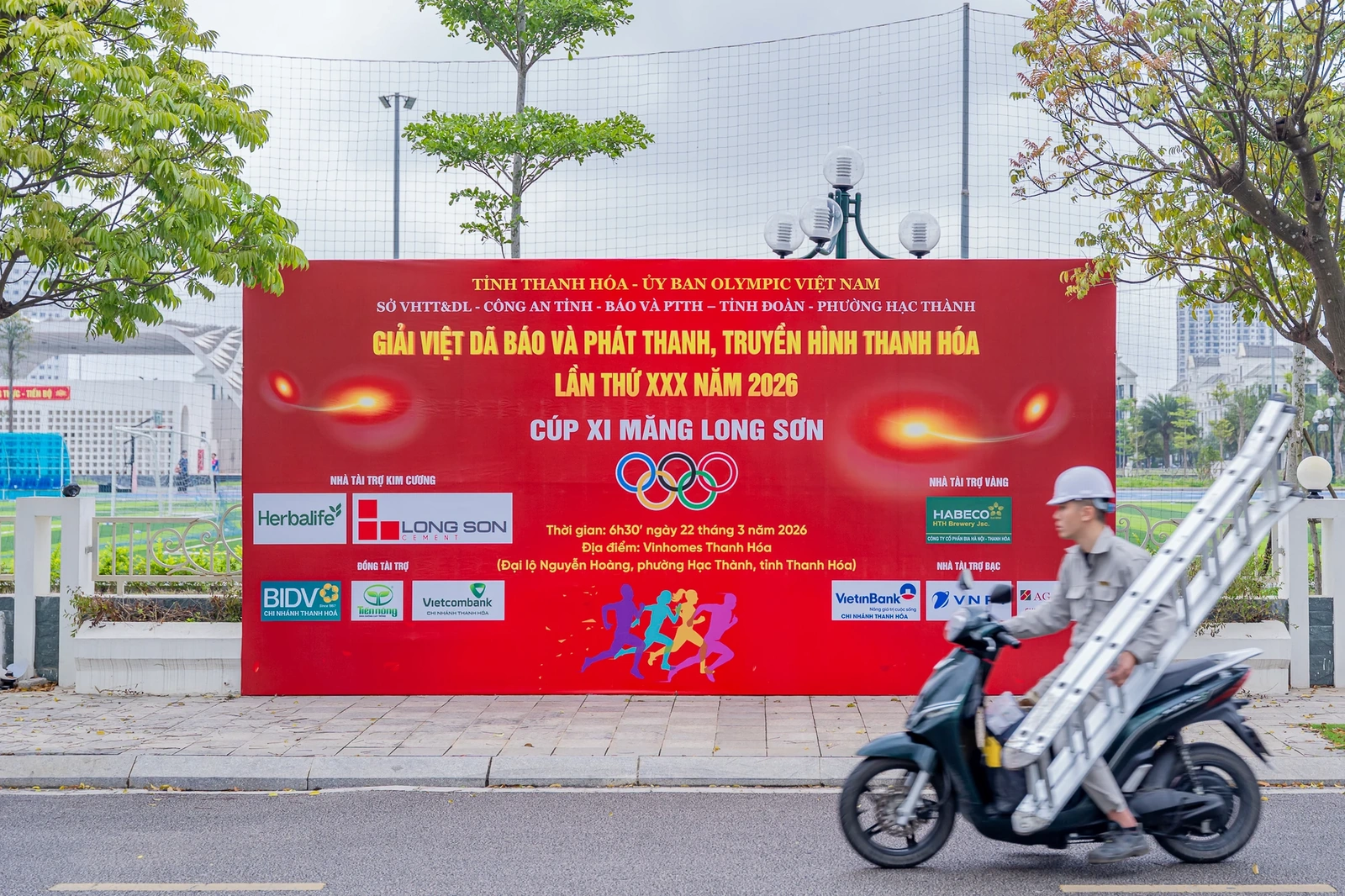 Phường Hạc Thành rực rỡ chào đón Giải Việt dã Báo và PTTH Thanh Hóa lần thứ XXX năm 2026 - Cúp Xi măng Long Sơn