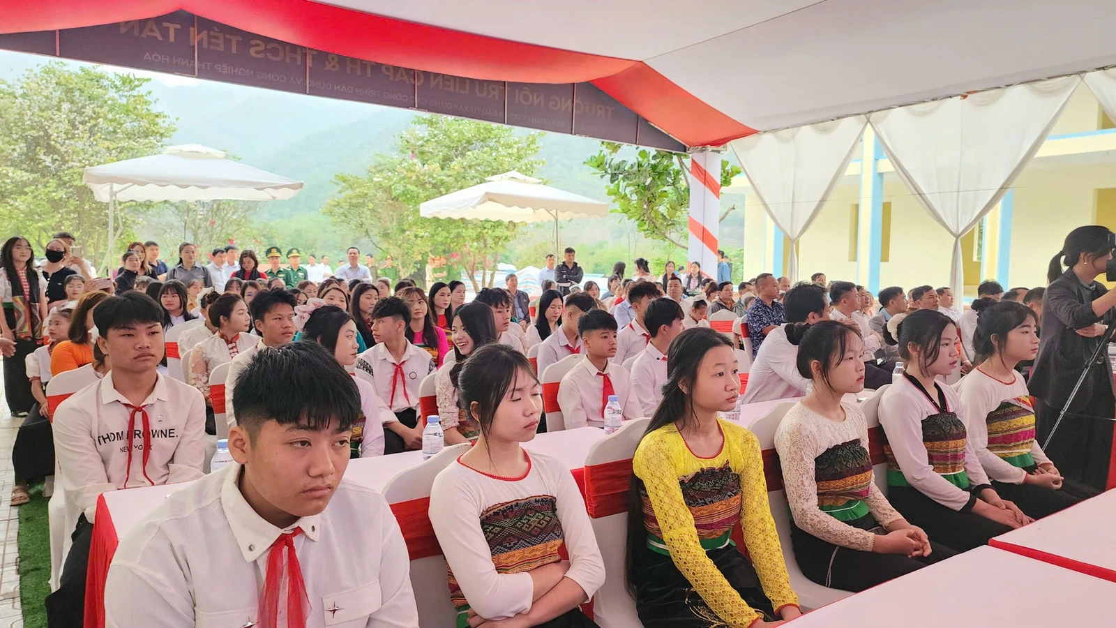 Thanh Hóa khởi công đồng loạt 10 trường phổ thông nội trú liên cấp tại các xã biên giới