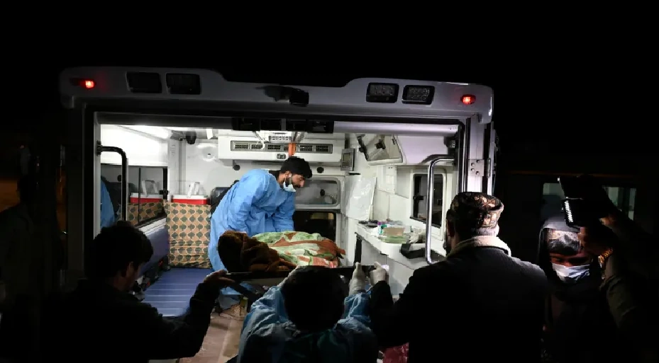 Afghanistan cáo buộc Pakistan không kích bệnh viện khiến 400 người thiệt mạng