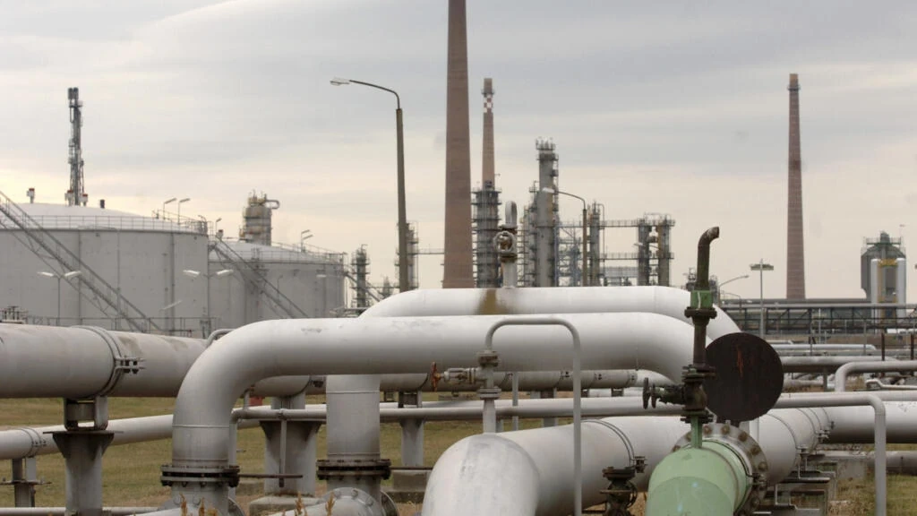 Chủ tịch Ủy ban châu Âu: EU sẽ tìm cách giải ngân khoản vay cho Ukraine