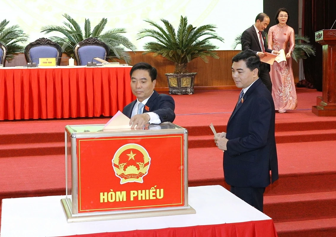 Kỳ họp thứ nhất HĐND tỉnh Thanh Hóa khóa XIX bầu các chức danh lãnh đạo HĐND, UBND tỉnh